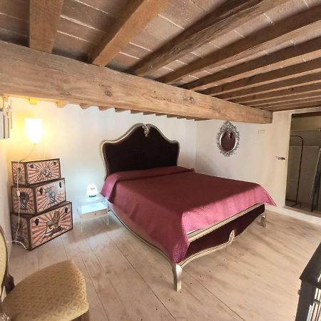 L'Ora Delle Streghe B&B Centralissimo Ливорно Экстерьер фото