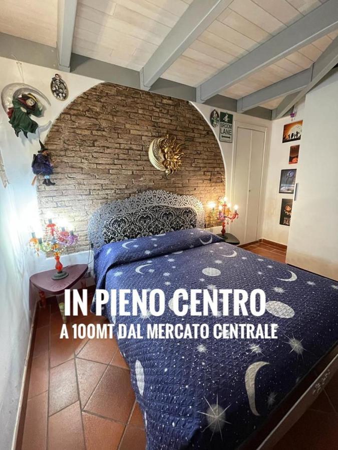 L'Ora Delle Streghe B&B Centralissimo Ливорно Экстерьер фото