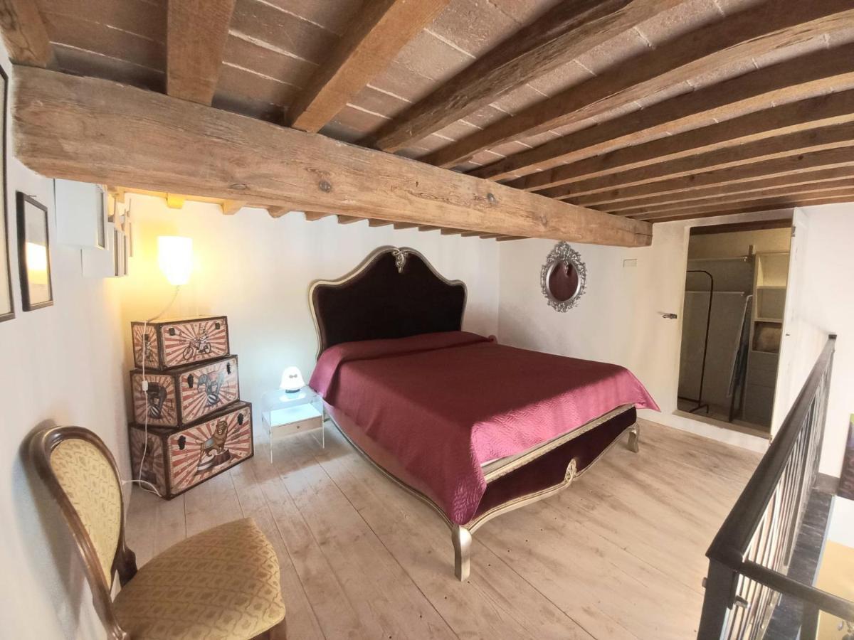 L'Ora Delle Streghe B&B Centralissimo Ливорно Экстерьер фото