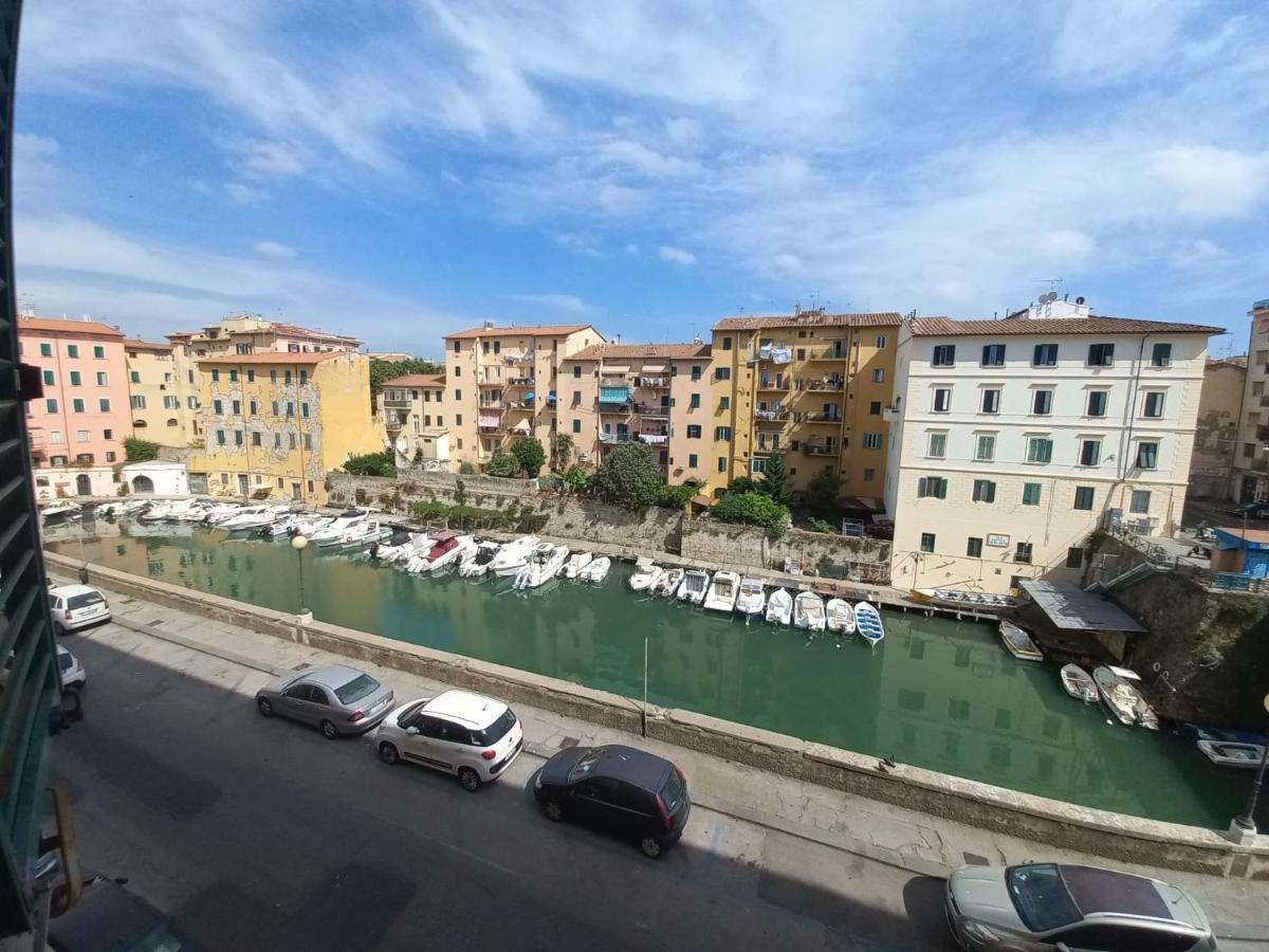L'Ora Delle Streghe B&B Centralissimo Ливорно Экстерьер фото