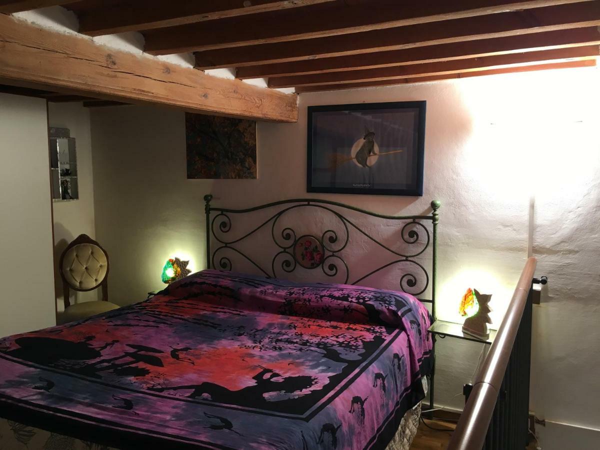 L'Ora Delle Streghe B&B Centralissimo Ливорно Экстерьер фото