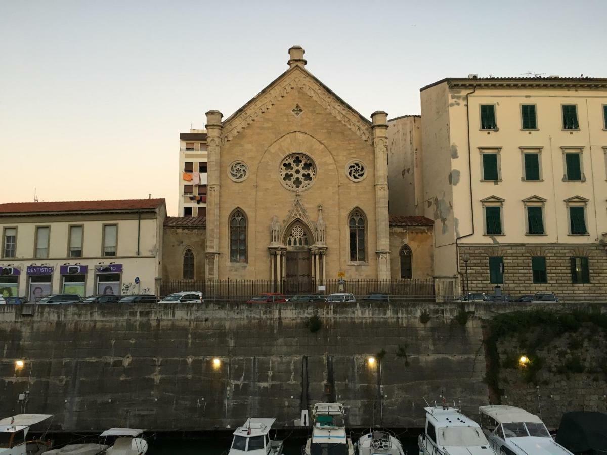 L'Ora Delle Streghe B&B Centralissimo Ливорно Экстерьер фото