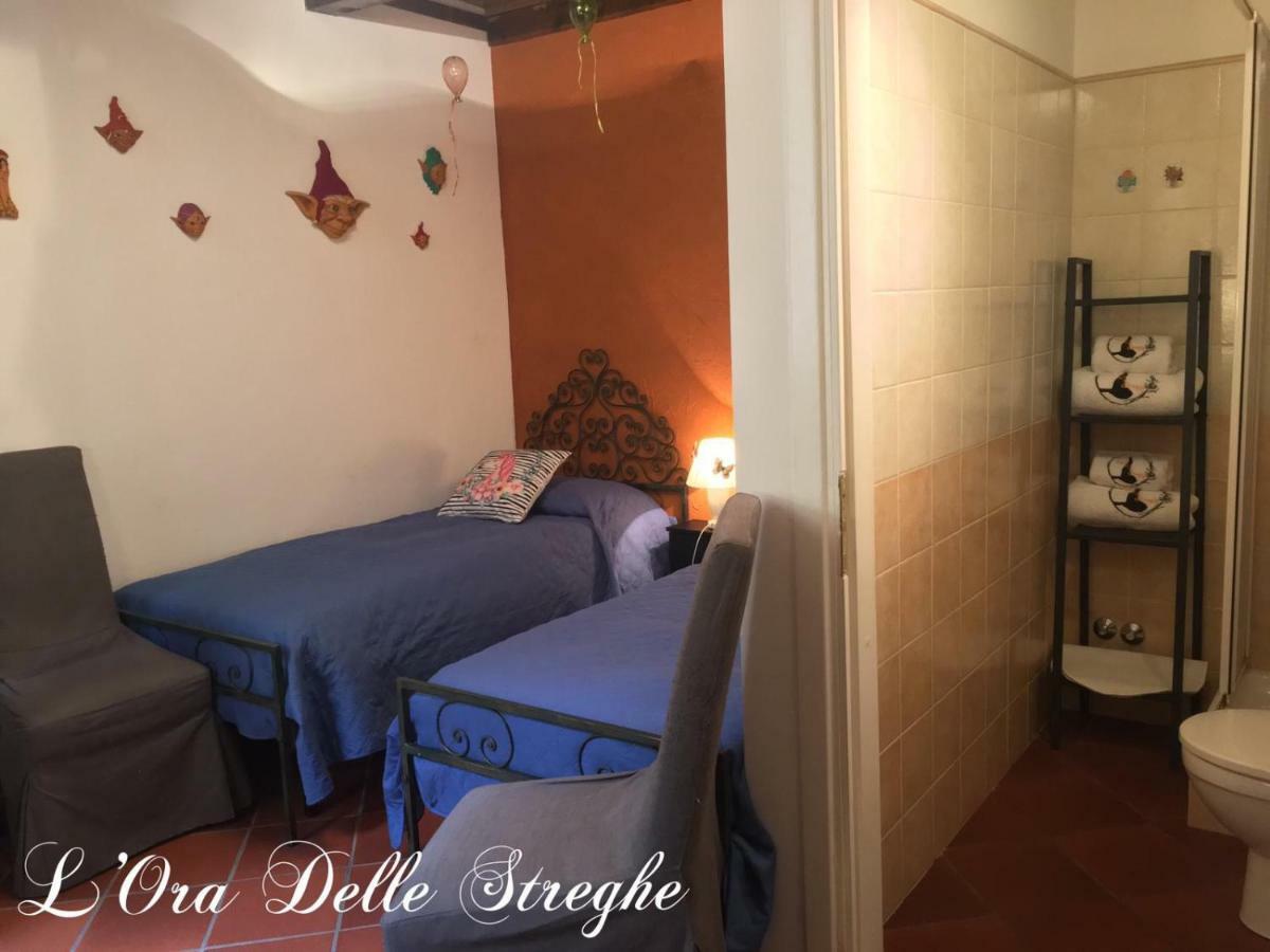 L'Ora Delle Streghe B&B Centralissimo Ливорно Экстерьер фото